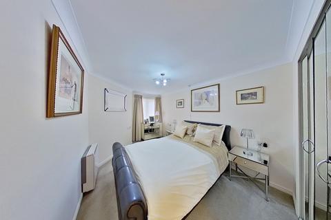 1 bedroom flat for sale - Richmond Court, Herne Bay