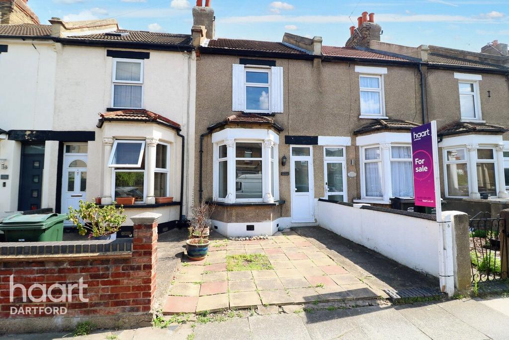 St Vincents Road, Dartford 3 bed terraced house for sale £300,000