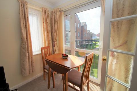 1 bedroom apartment for sale - Rectory Road, Burnham-on-Sea, Somerset, TA8