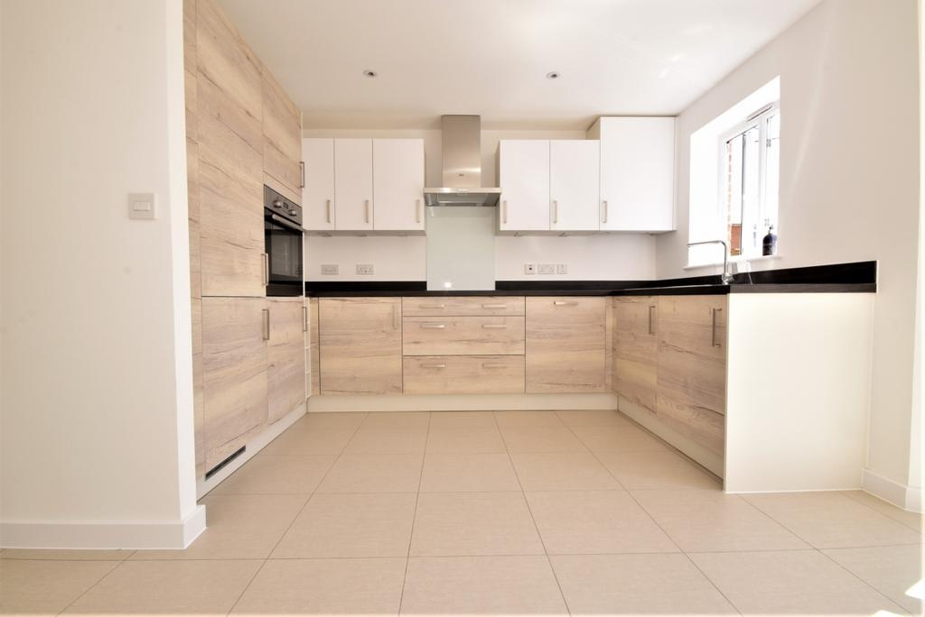Kitchen 4