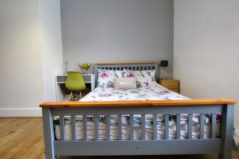 undefined, 130 Monks Road, Lincoln, Lincolnshire, LN2 5PH, United Kingdom