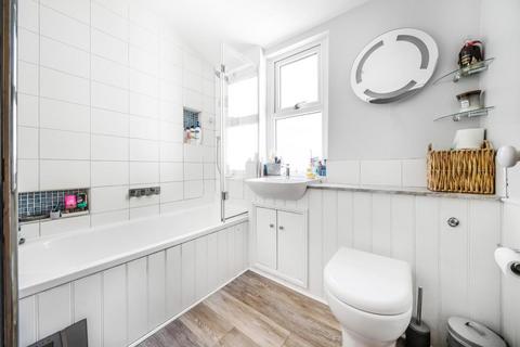141 Marlow Road, London, SE20 7XN