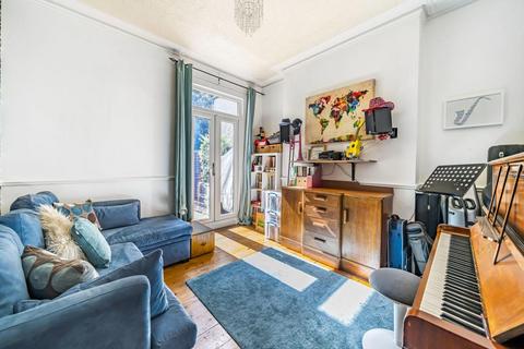 141 Marlow Road, London, SE20 7XN