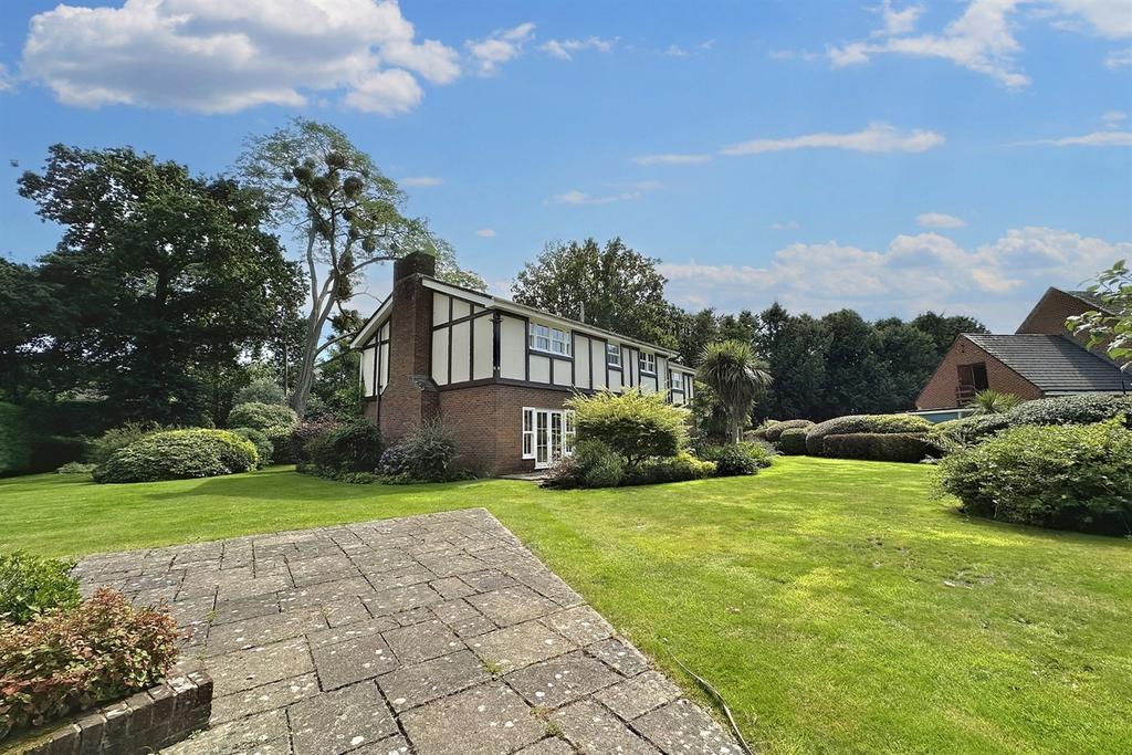 Ferndown 4 bed detached house for sale £1,250,000