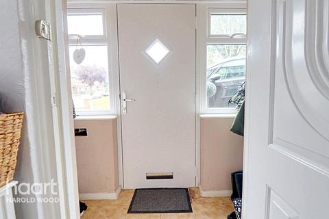 18 Broseley Road, Romford, RM3 9BD