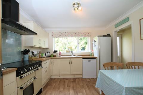 1 Beaulieu Close, Winchester, SO22 6HZ