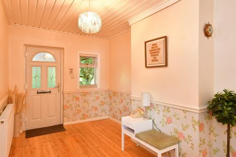 Southdown Lodge Old Drive, Polegate, BN26 5HE