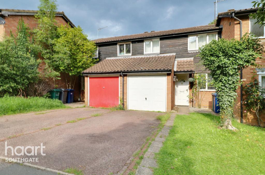 Marshalls Close, London 3 bed terraced house for sale £500,000