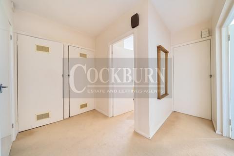 15 Brentwood Close, London, SE9 2DT