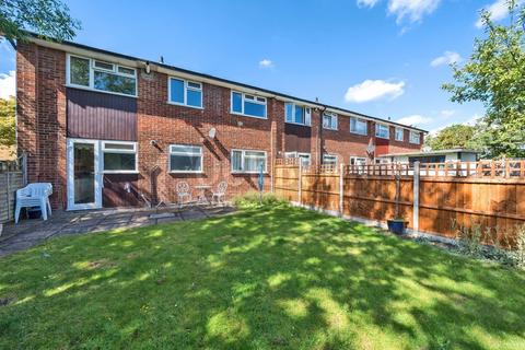 15 Brentwood Close, London, SE9 2DT