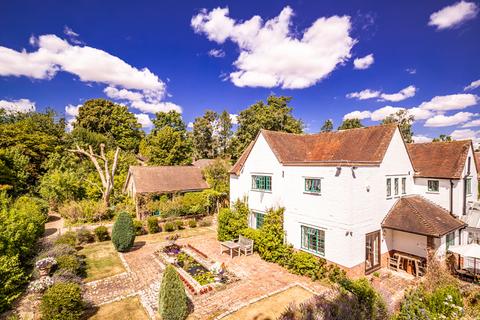 5 bedroom detached house for sale - The White House, Pangbourne on Thames, RG8