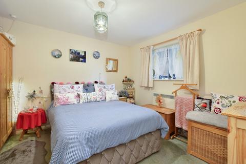 1 bedroom flat for sale - The Grange, High Street, Abbots Langley, Hertfordshire, WD5