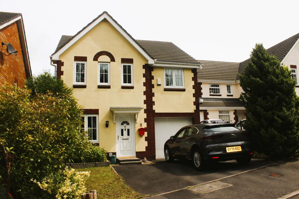 Llyn Tircoed, Tircoed Forest Village, Penllergaer, SA4 4 bed detached house for sale £359,995