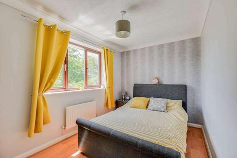 11 Angus Close, Ramleaze, Swindon, SN5 5PS