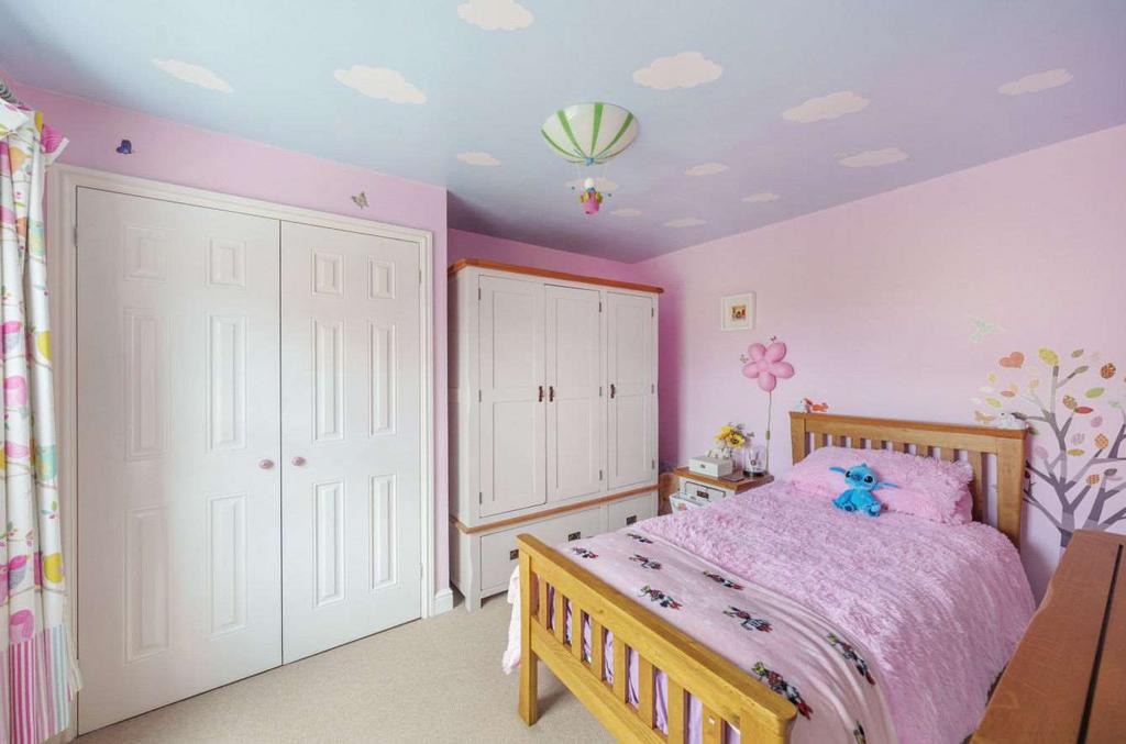 Bedroom 2 (Double)