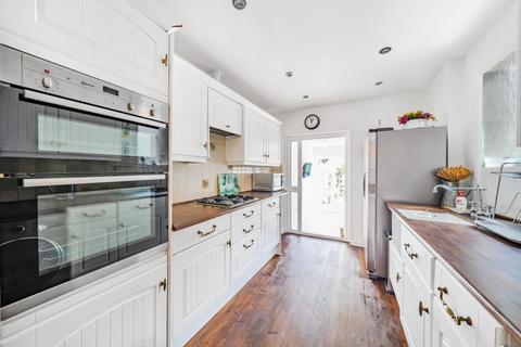 22 South Lane, New Malden, KT3 5HT