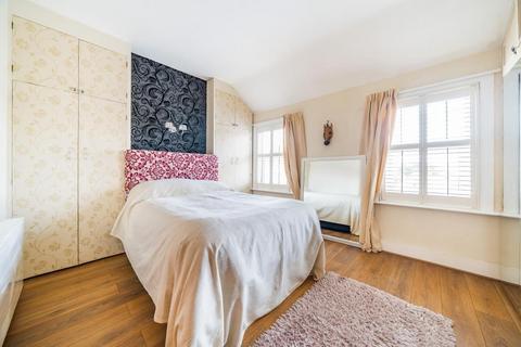 22 South Lane, New Malden, KT3 5HT