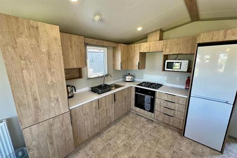 3 bedroom lodge for sale, Mill Rythe Coastal Village Hayling Island, Hampshire PO11