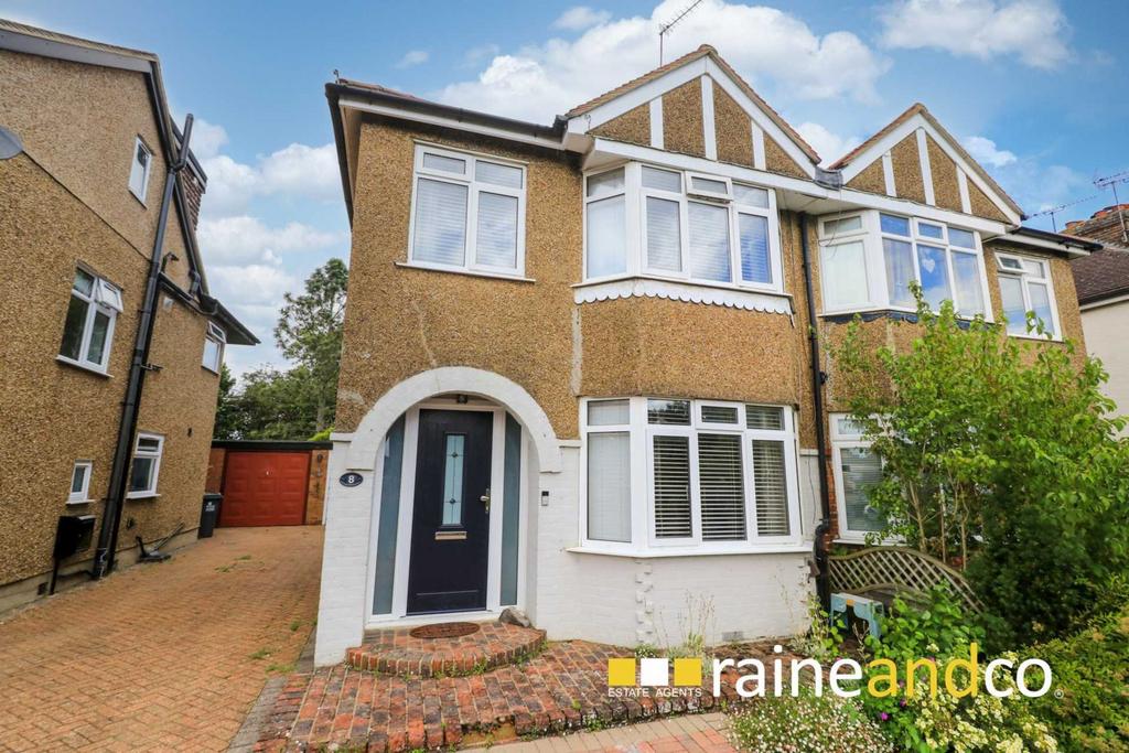 Astwick Avenue, Hatfield 3 bed semidetached house for sale £475,000