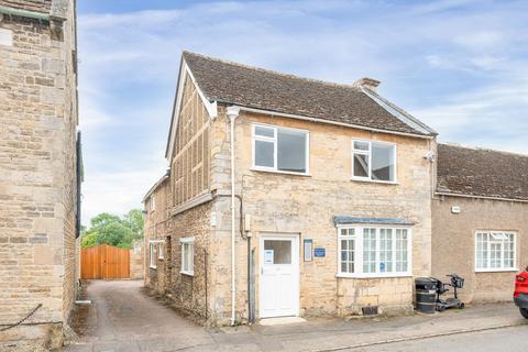 2 bedroom maisonette to rent, West Street, Kings Cliffe, Stamford, PE8