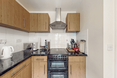 1 bedroom apartment to rent, Millharbour, London, E14