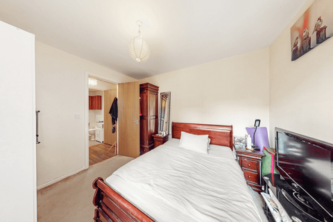 1 bedroom apartment to rent, Millharbour, London, E14