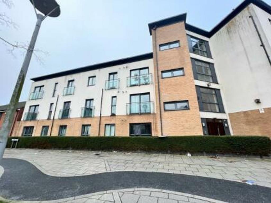 Duke Street, Salford, M7 2 bed flat for sale £130,000