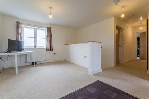 2 bedroom flat to rent, Westerleigh Road, Yate, Bristol, BS37 4GA