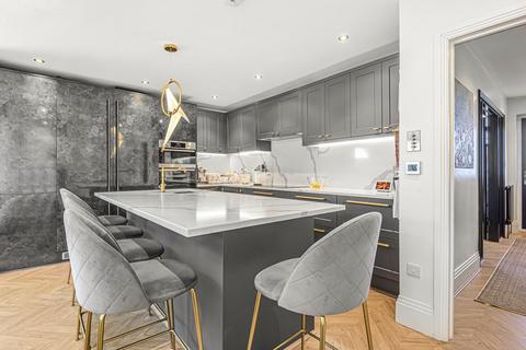 20 Whittell Gardens, London, SE26 4LN
