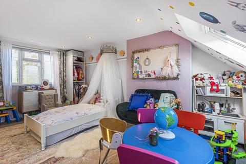 20 Whittell Gardens, London, SE26 4LN