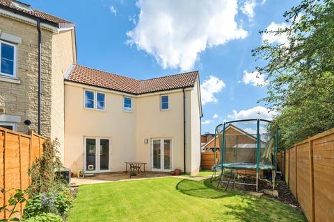 12 Guild Close, Witney, OX28 5DL