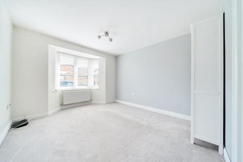 12 Guild Close, Witney, OX28 5DL