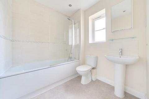 12 Guild Close, Witney, OX28 5DL