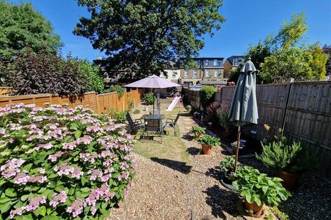 35 Braidwood Road, London, SE6 1QU