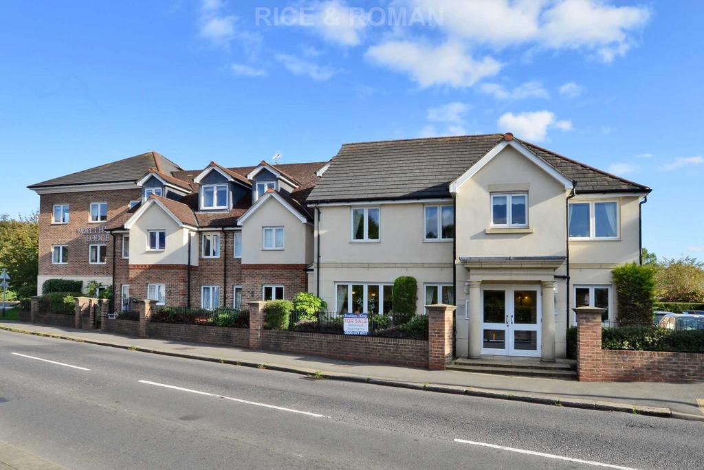 Station Road, Addlestone KT15 2 bed retirement property for sale £155,000