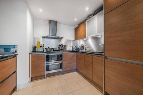 3 bedroom flat for sale, Durham Wharf Drive, Brentford, TW8