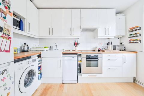 23 Chilton Grove, London, SE8 5DX