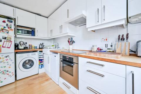 2 bedroom flat for sale, Chilton Grove, Deptford, London, SE8