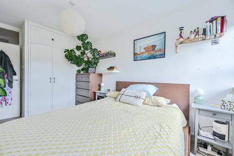 2 bedroom flat for sale, Chilton Grove, Deptford, London, SE8