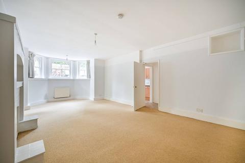 Rear Basement Flat, 4 Riverdale Road, Twickenham, TW1 2BS