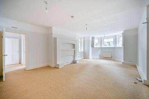 Rear Basement Flat, 4 Riverdale Road, Twickenham, TW1 2BS