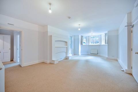 Rear Basement Flat, 4 Riverdale Road, Twickenham, TW1 2BS