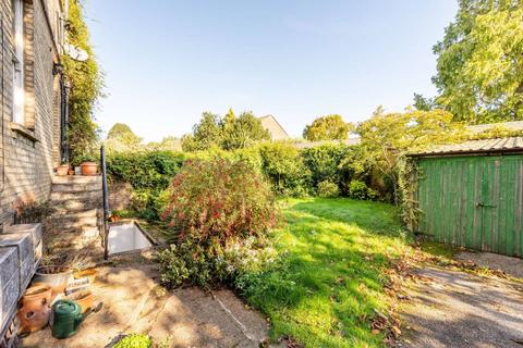 Rear Basement Flat, 4 Riverdale Road, Twickenham, TW1 2BS
