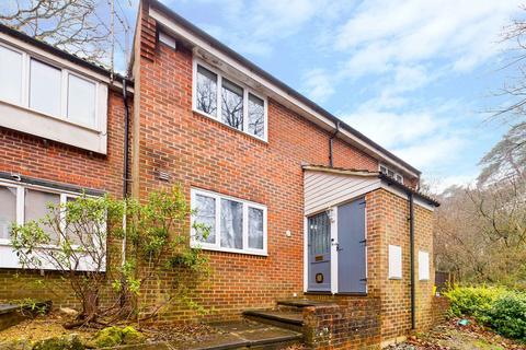 42 Dudley Close, Whitehill, Bordon, GU35 9PY