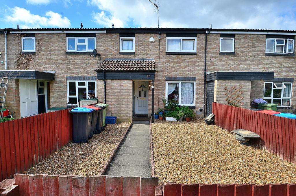 Newport Pagnell, Newport Pagnell MK16 3 bed terraced house for sale £