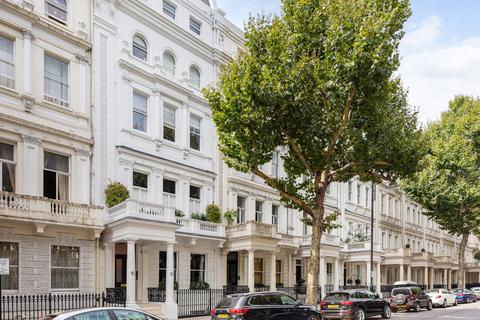 4 bedroom flat for sale, Queen's Gate, South Kensington SW7