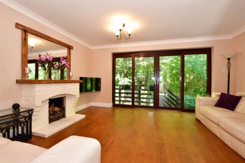 4 bedroom detached house for sale - Forestdale Road, Walderslade Woods, Chatham, Kent