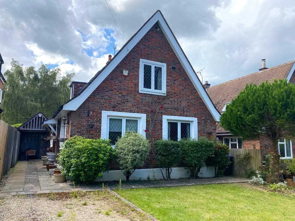 Broken Gate Lane, Bakers Wood 3 bed detached house £750,000