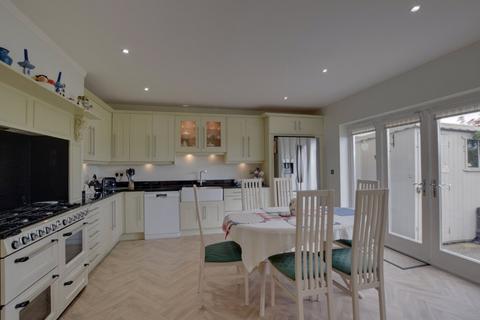 4 bedroom mews for sale, Hallgarth Court, Newsham, Richmond, North Yorkshire, DL11