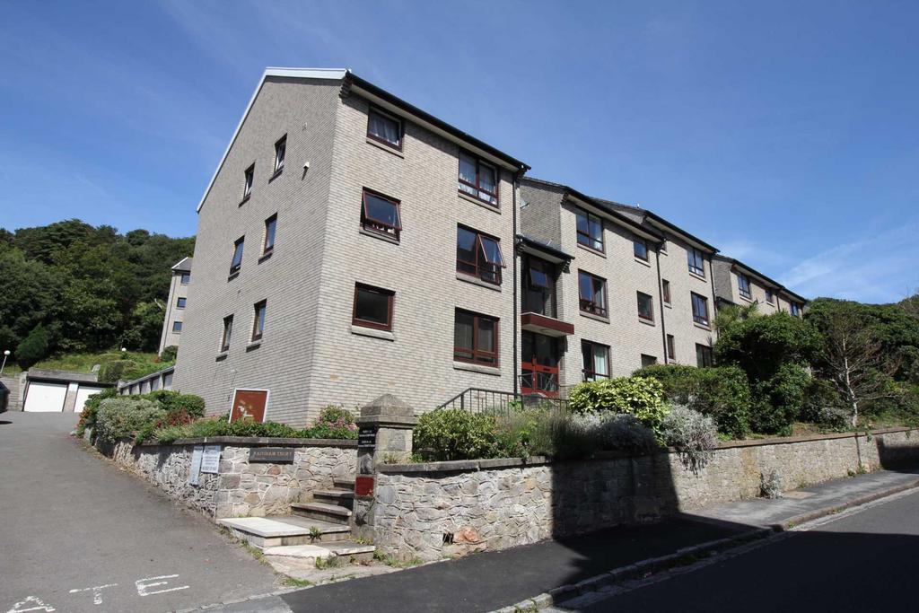 Rainham Court, WestonsuperMare 2 bed flat £1,000 pcm (£231 pw)